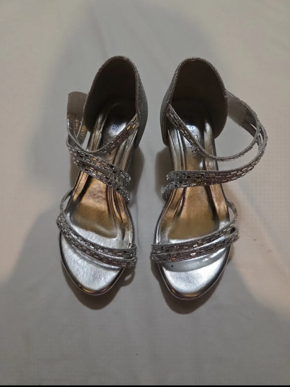 Silver slipper older girl size 13 silver shimmer heels #04